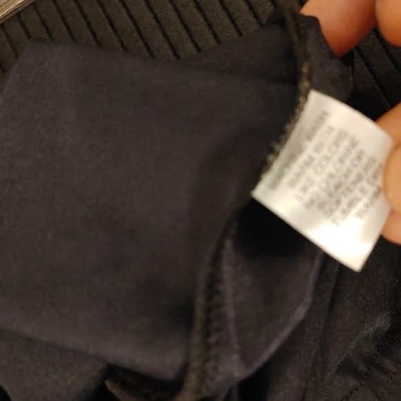 McDavid Performance Black Short Sleeve Body Shirt Youth Size Medium NWT.Chest - Picture 7 of 12